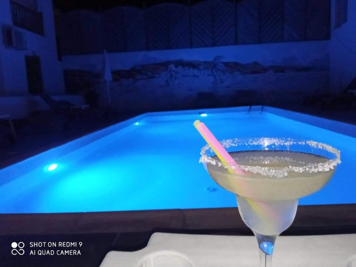 Siren Rooms And Apartments Paros ภายนอก รูปภาพ