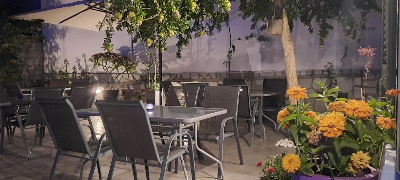 Siren Rooms And Apartments Paros ภายนอก รูปภาพ