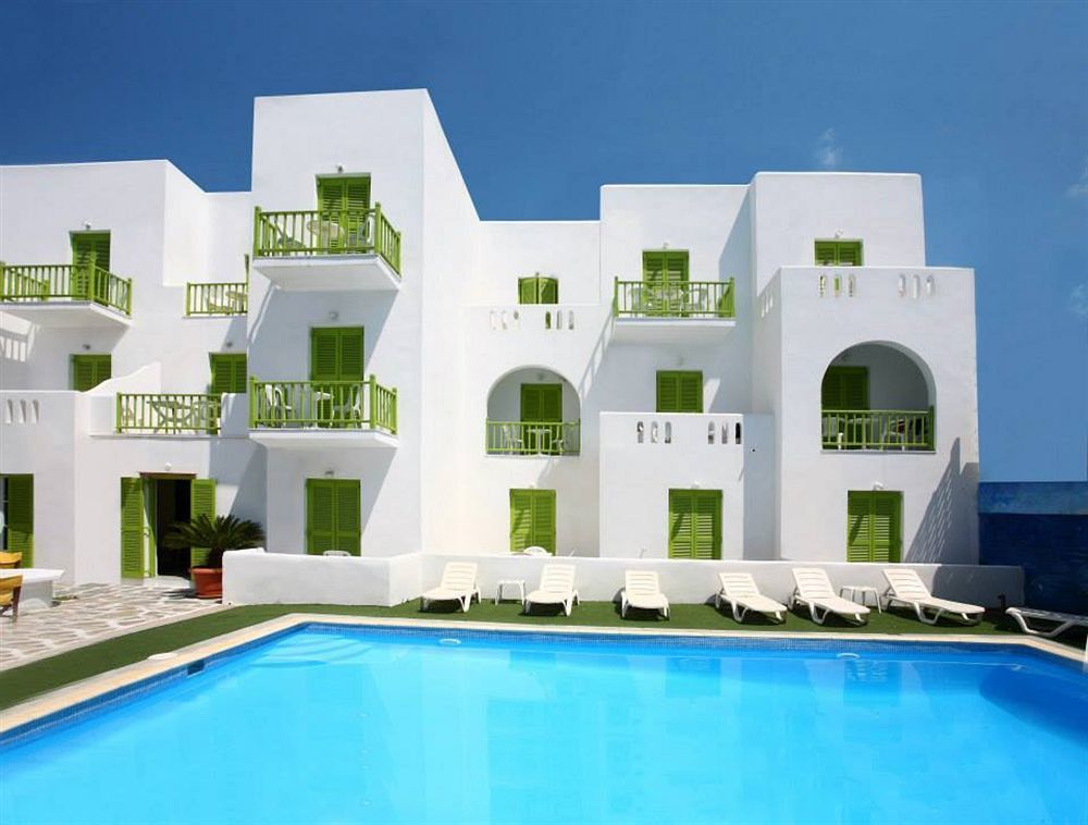 Siren Rooms And Apartments Paros ภายนอก รูปภาพ