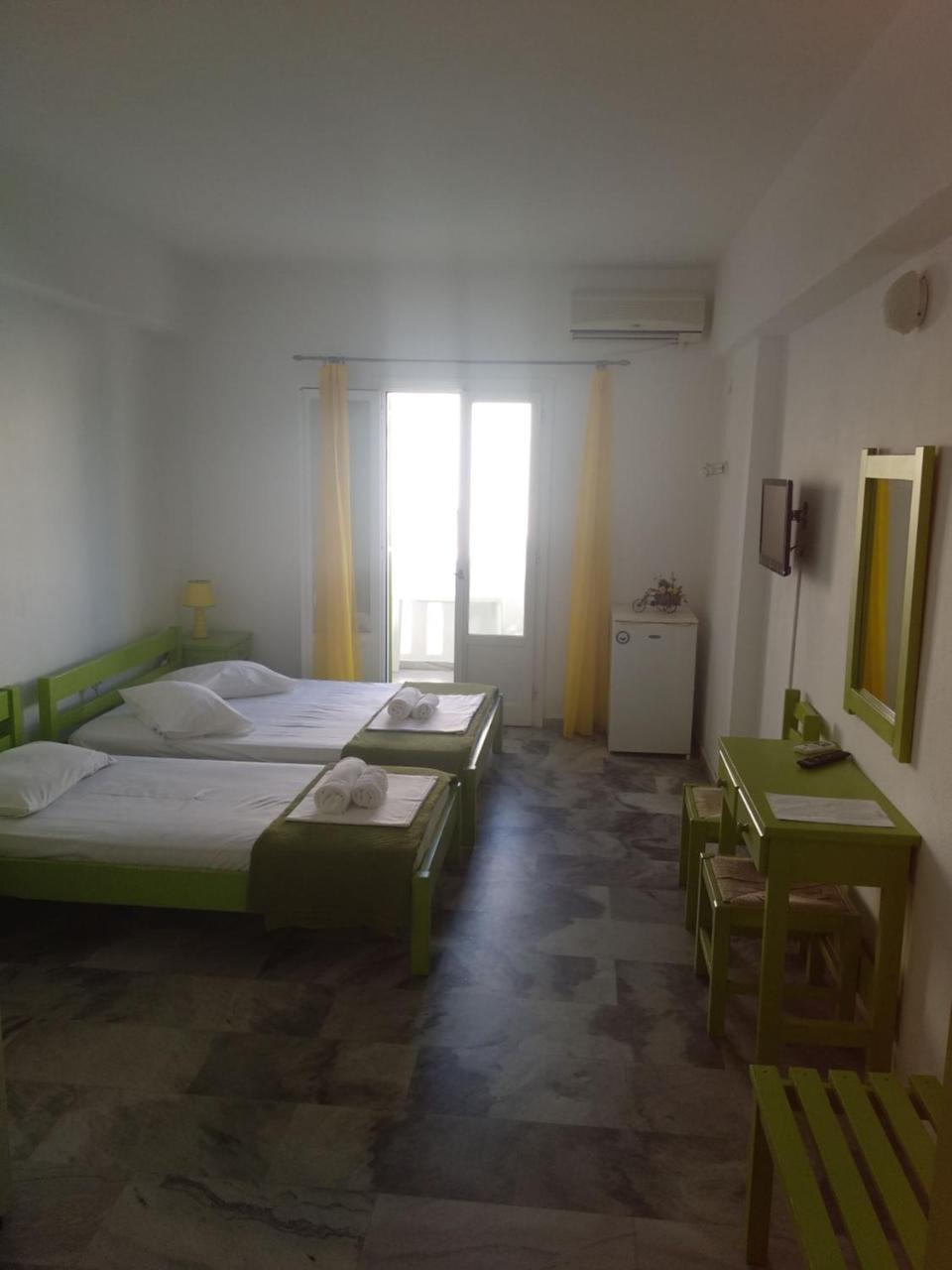 Siren Rooms And Apartments Paros ภายนอก รูปภาพ