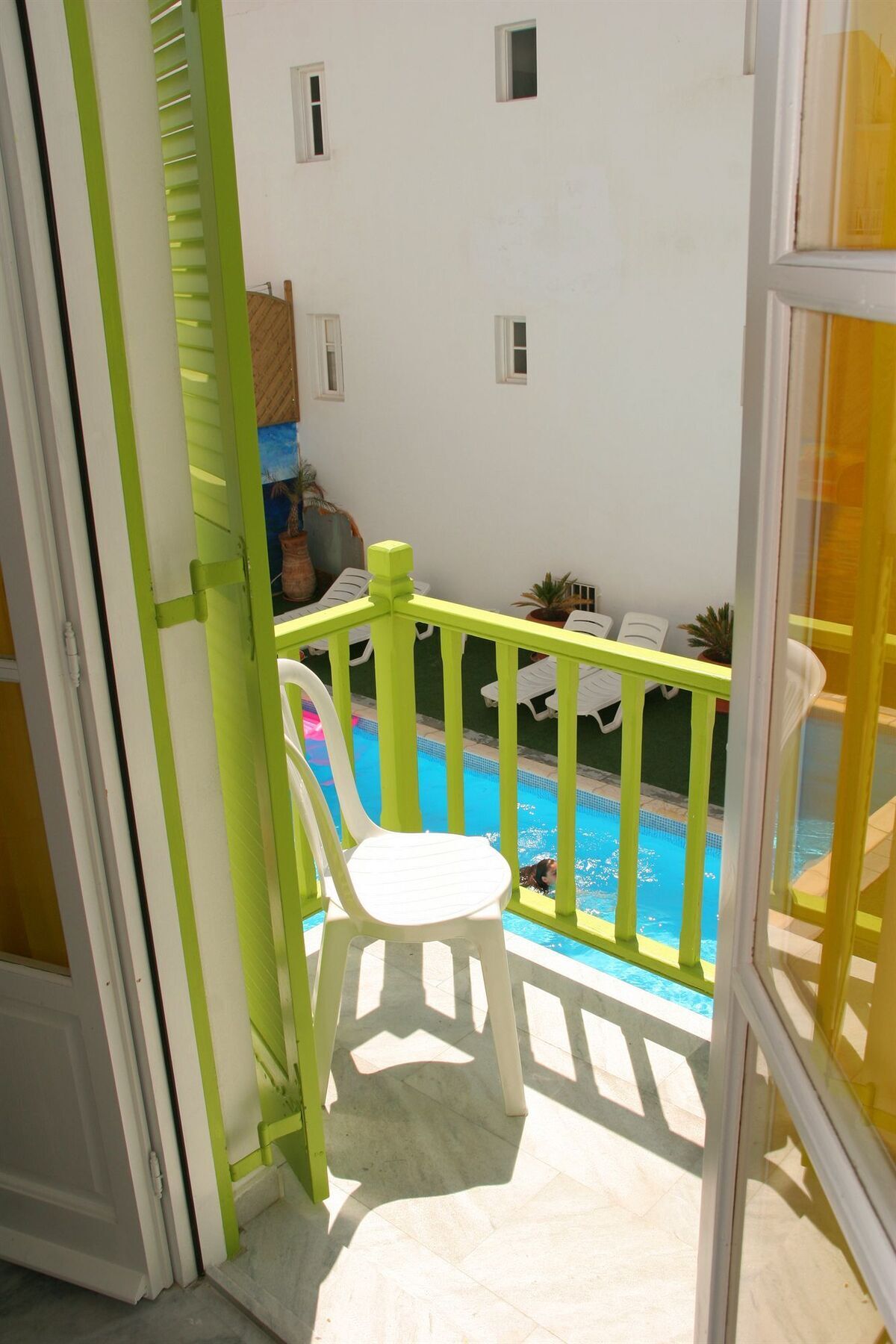 Siren Rooms And Apartments Paros ภายนอก รูปภาพ